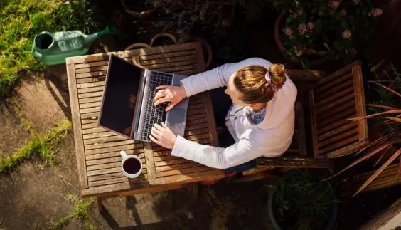sap_success_factors_hxm_-_managing_employee_experience